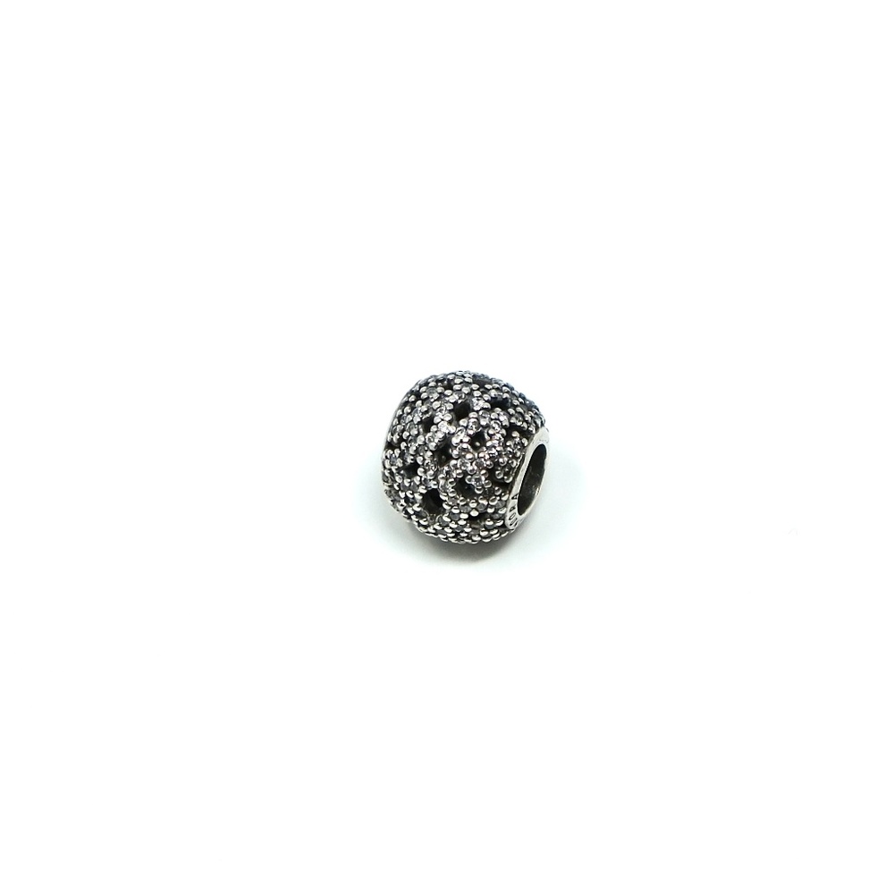 PANDORA SHIMMERING LACE STERLING SILVER CHARM OPENWORKS BEAD